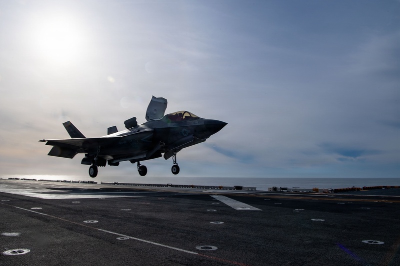 Boxer Conducts Flight Operations