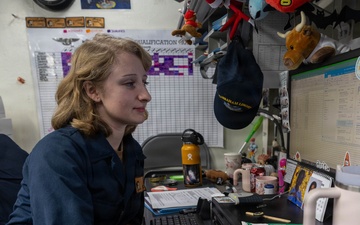 Abraham Lincoln conducts admin tracking