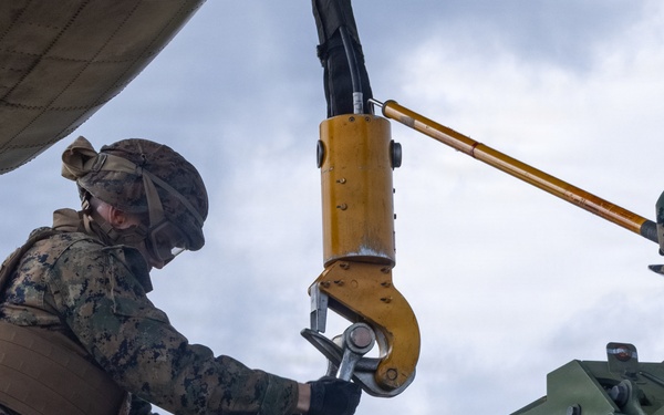 CLB-4, HMH-466 Helicopter Support Team Training
