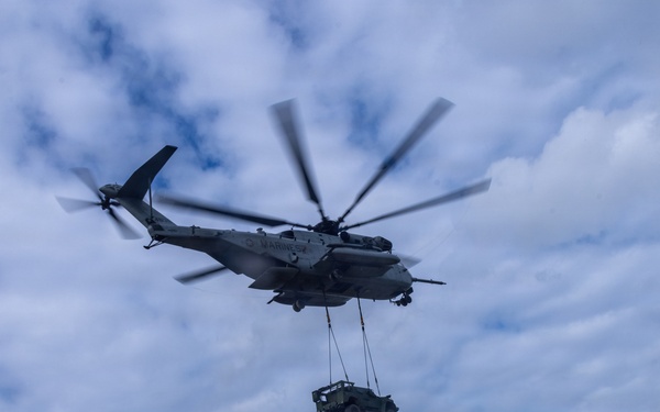 CLB-4, HMH-466 Helicopter Support Team Training