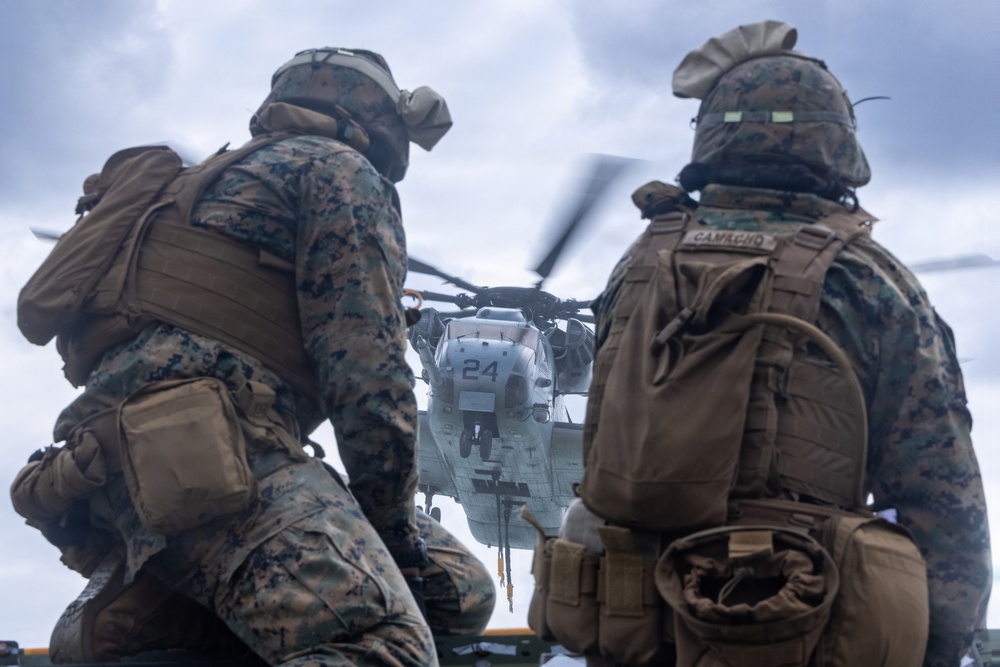 CLB-4, HMH-466 Helicopter Support Team Training