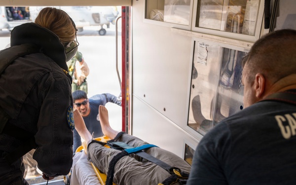 Italian Navy and Camp Lemonnier personnel conduct medical evacuation training