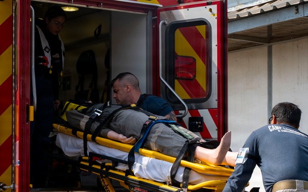Italian Navy and Camp Lemonnier personnel conduct medical evacuation training