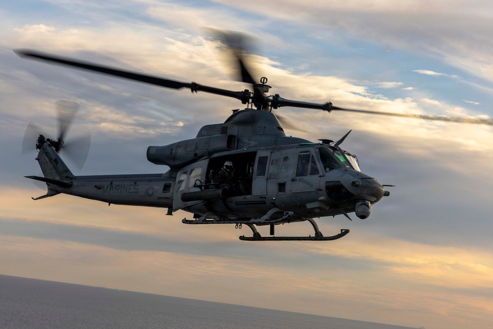 QUART 26.2: VMM-362, HMLA-367, and HMH-465 conduct deck landing qualifications aboard USS Makin Island