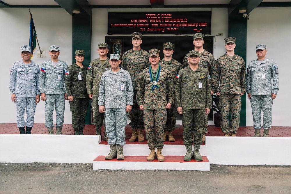 MRF-SEA Marines Meet Northern Luzon Command Leadership
