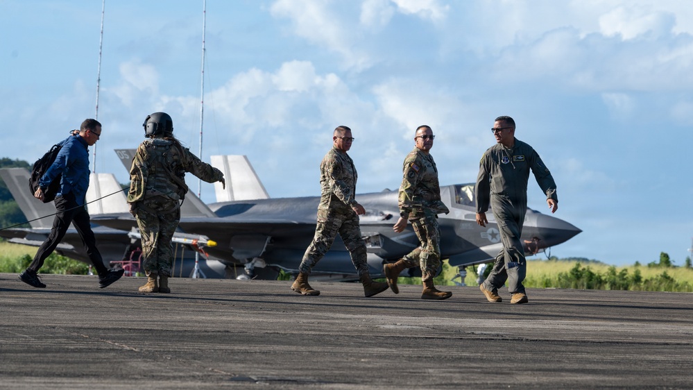PRNG DV and local agencies visit to Ceiba