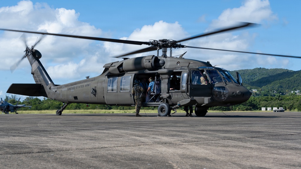 PRNG DV and local agencies visit to Ceiba