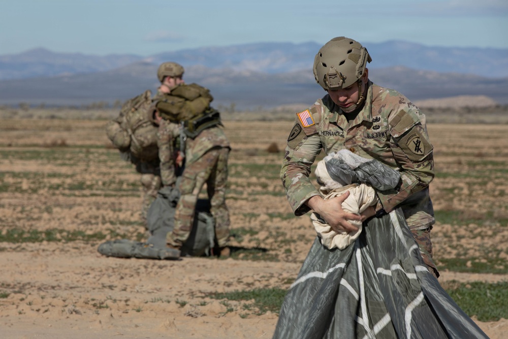 416th CA BN Airborne Operations