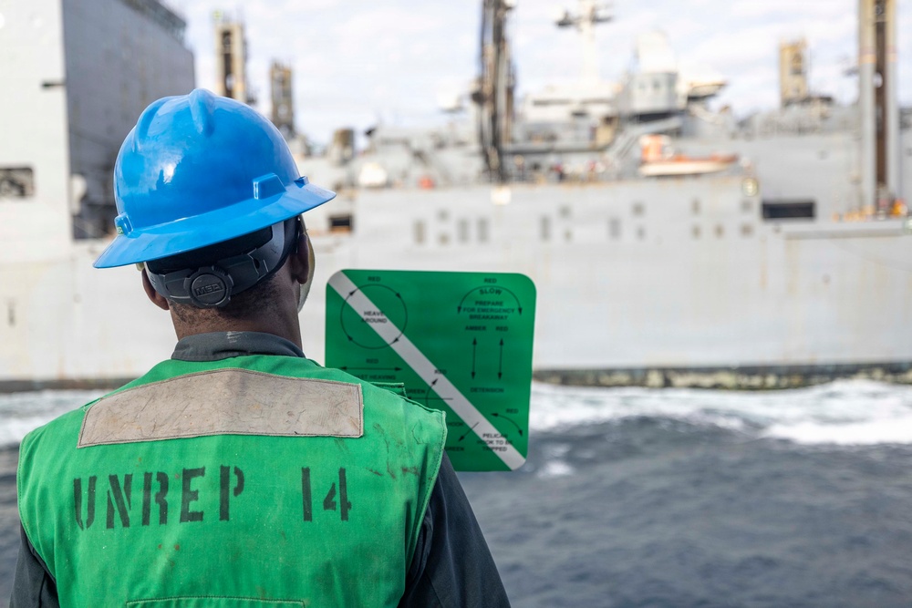 USS Michael Murphy conducts routine operations