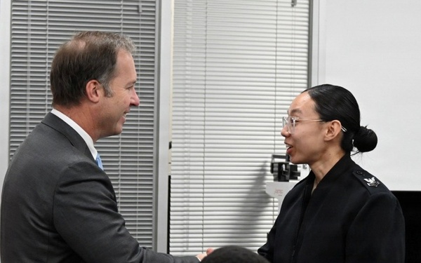 NTAG Empire State Hosts Assistant Secretary of the Navy for Manpower and Reserve Affairs at NRS Elmhurst