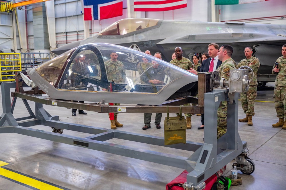 Under Secretary Michael Duffey visits Luke AFB to spotlight readiness and innovation