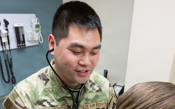 436th MDG recognized as AMC Clinic of the Year two years in a row