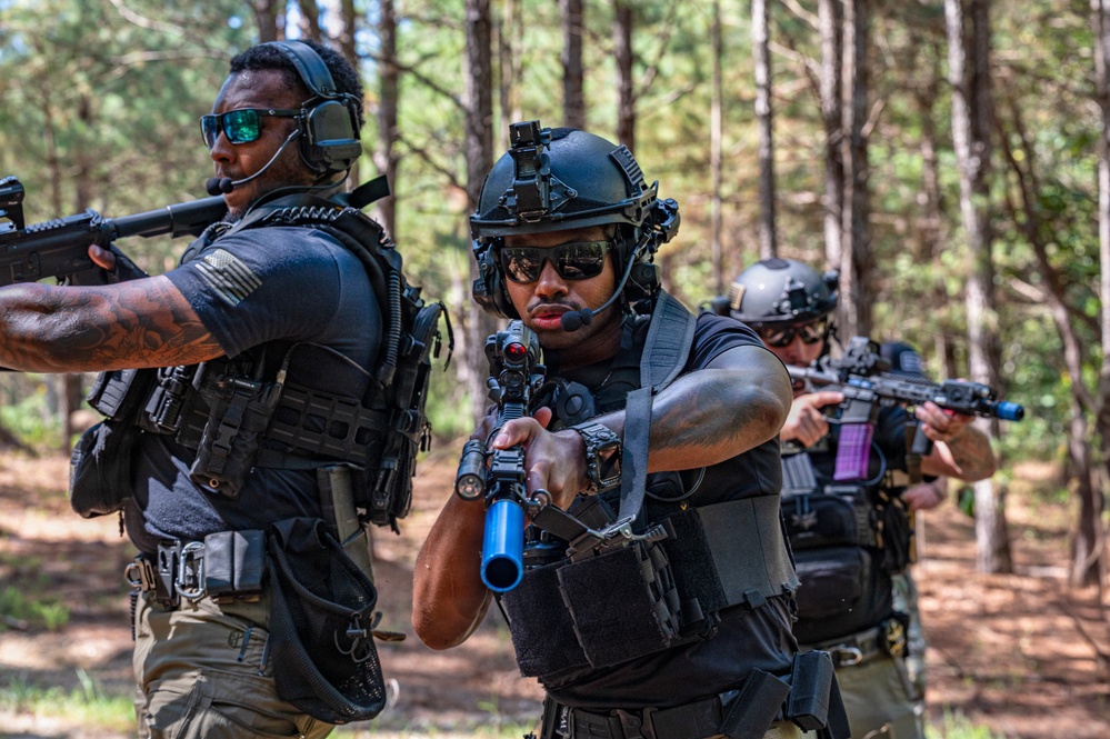 Federal Bureau of Investigation, Columbia Field Office Hosts Special Weapons and Tactics Summit