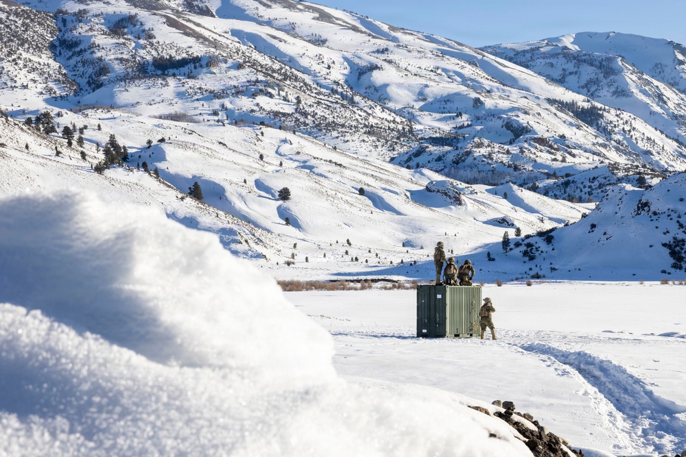 MTX 1-26 | Combat Logistics Battalion 24 Helicopter Support Team Operations