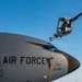 De-icing KC-135 Stratotanker