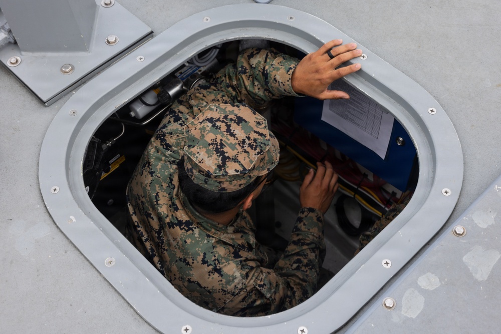 1st MLG Marines test an Autonomous Low-Profile Vessel
