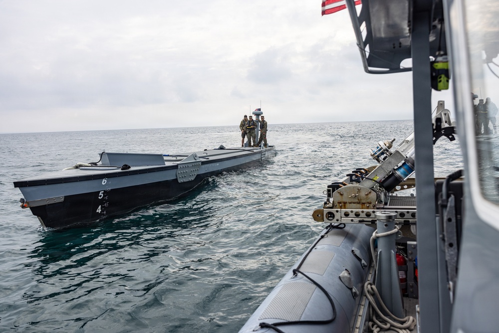 1st MLG Marines test an Autonomous Low-Profile Vessel