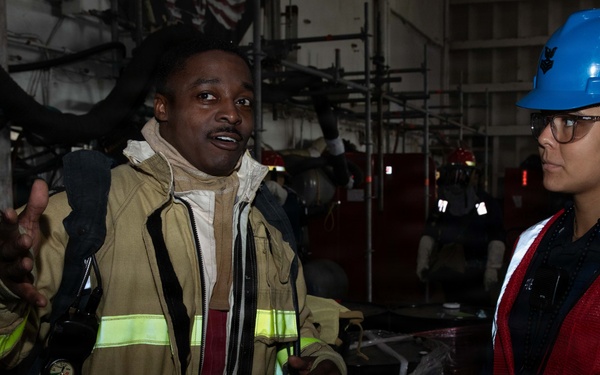 Ike Conducts Planned Incremental Availability maintenance period