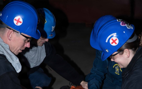 Ike Conducts Planned Incremental Availability maintenance period