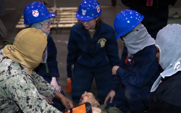 Ike Conducts Planned Incremental Availability maintenance period