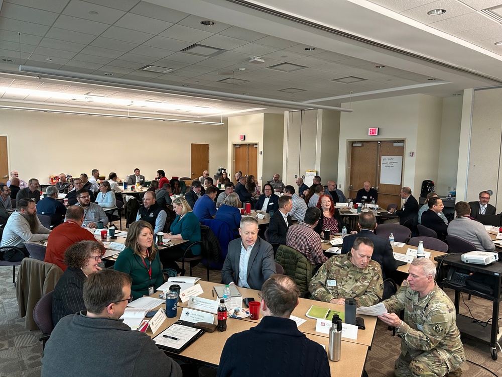 USACE Rock Island District Hosts Partnering Meeting with the State of Illinois