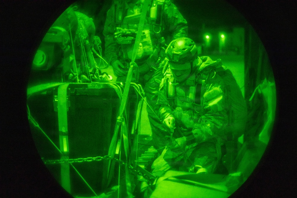 3rd SFG (Airborne) Practice Airdrop Systems During Operation Ghost Rig
