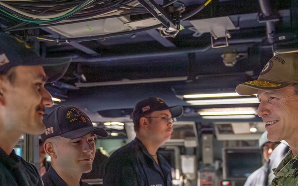 Vice Adm. John Gumbleton Visits USS Truxtun