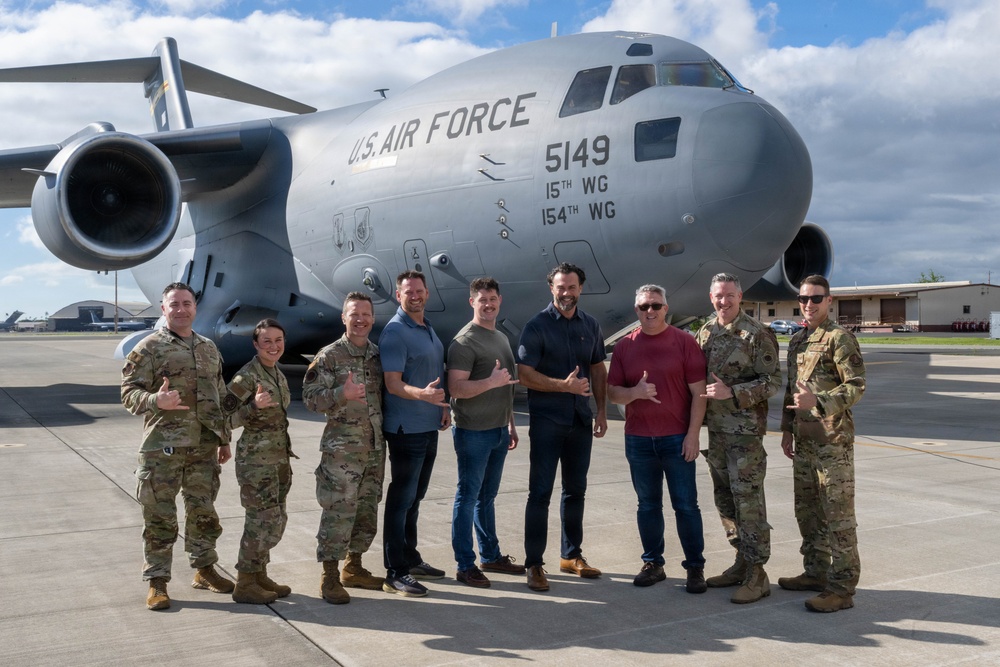 Under Secretary of the Air Force visits the 15th Wing