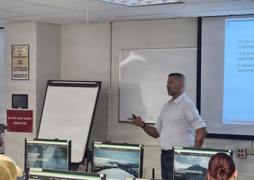 Boots to Business workshop empowers military entrepreneurs at Fort Buchanan