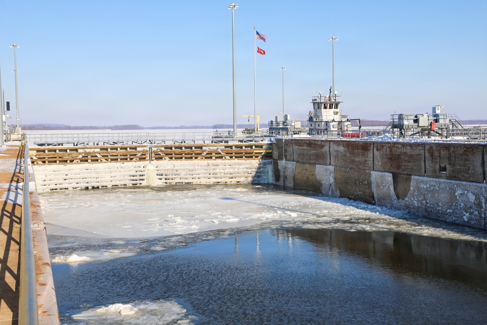 Ice forms along the Mississippi River near Lock and Dam 25