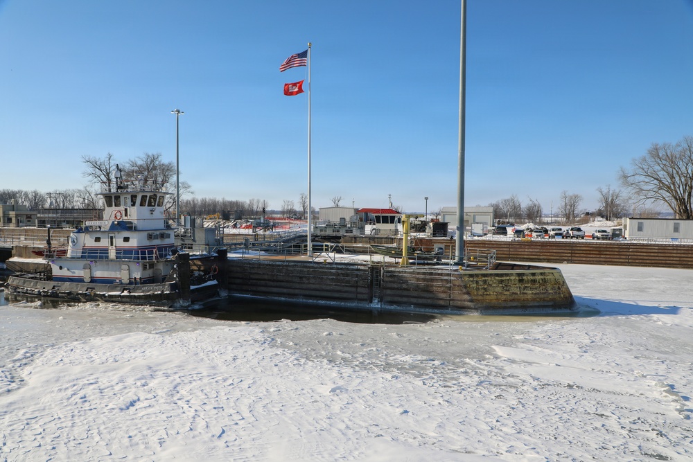 Ice forms along the Mississippi River near Lock and Dam 25