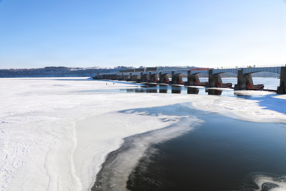 Ice forms along the Mississippi River near Lock and Dam 25