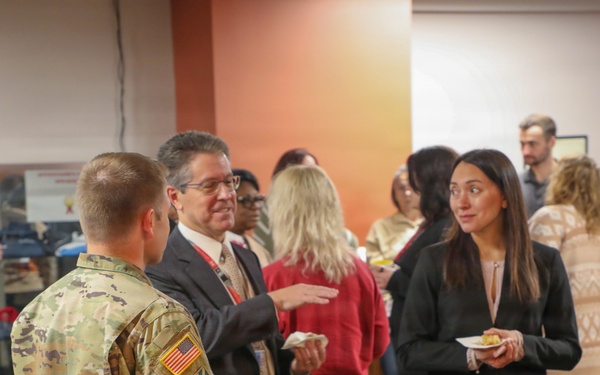 USACE St. Louis has coffee with the commander