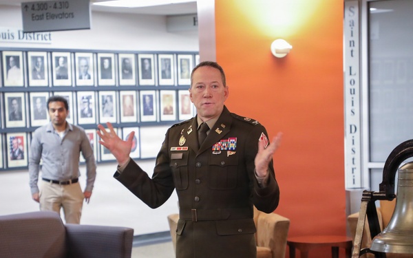 USACE St. Louis has coffee with the commander