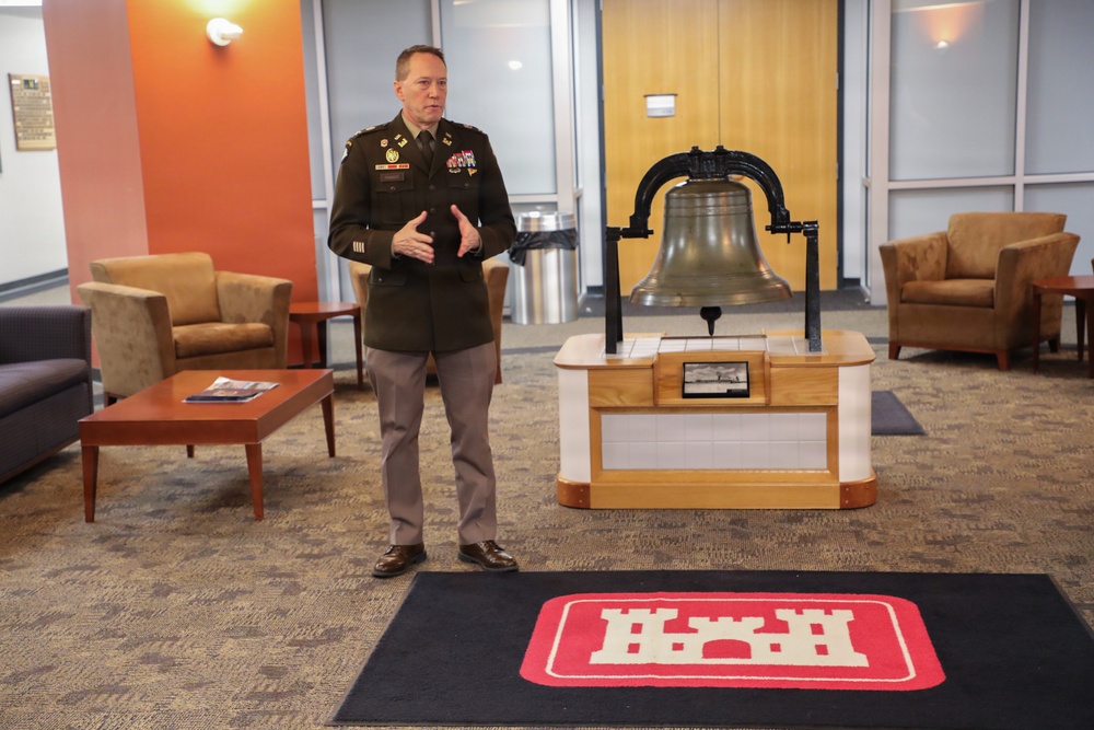 USACE St. Louis has coffee with the commander