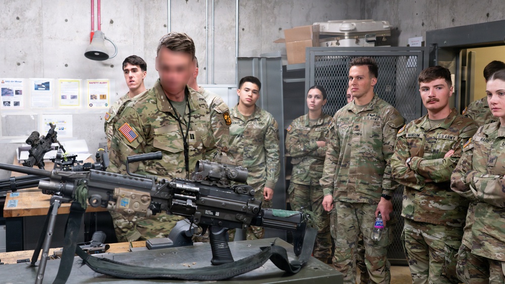 Colorado State University ROTC visits 10th Special Forces Group