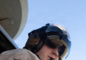 Marine Medium Tiltrotor Squadron (VMM) 266 performs a touch and go