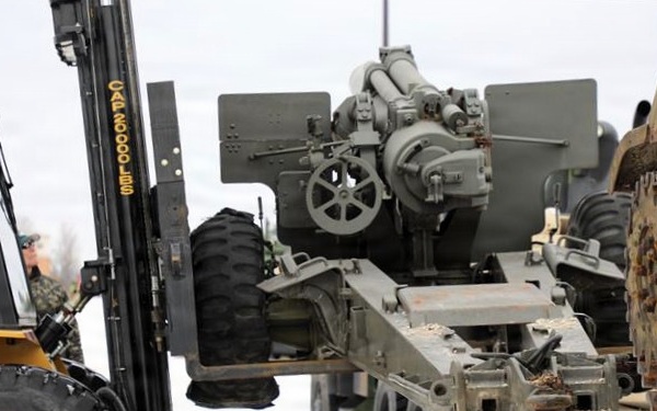 Fort McCoy team members finish effort to move two new items to installation’s Equipment Park