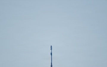 Starlink 17-19 Mission Aboard Falcon 9 Launches from Vandenberg Space Force Base