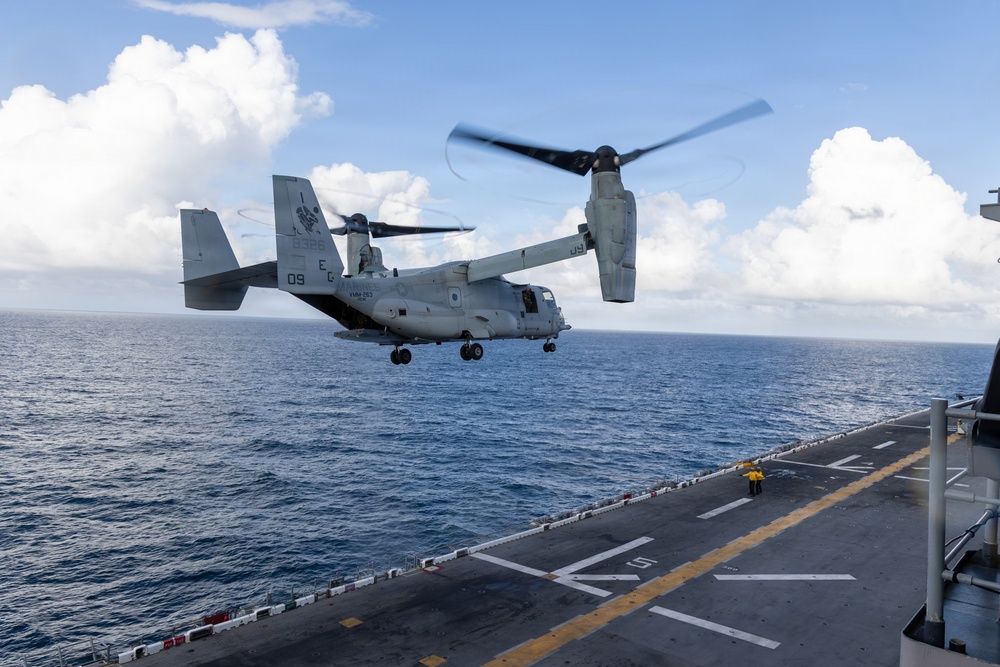22nd MEU(SOC) | Flight Operations aboard USS Iwo Jima