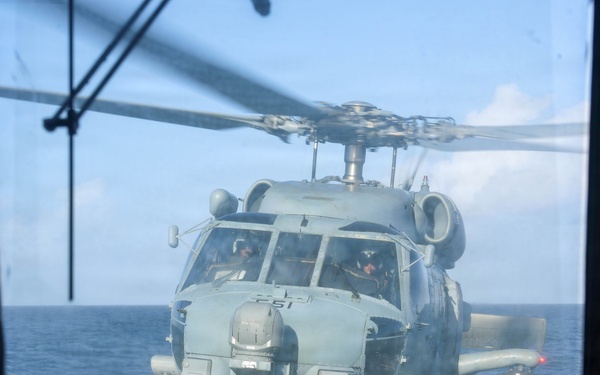 USS Thomas Hudner (DDG 116) Flight Ops