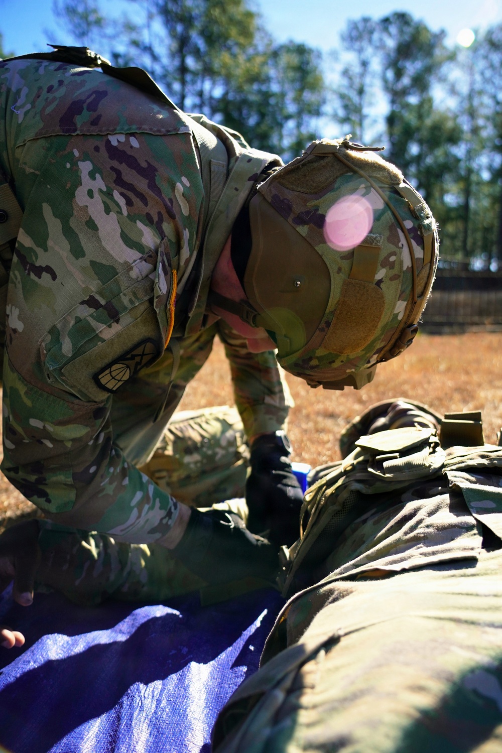 U.S. Army National Guardsman conducts medical training