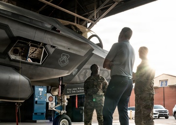 Luke, Holloman Demonstrate Global Fighter Operations During Community Leader Visit