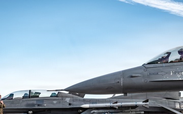 Luke, Holloman Demonstrate Global Fighter Operations During Community Leader Visit