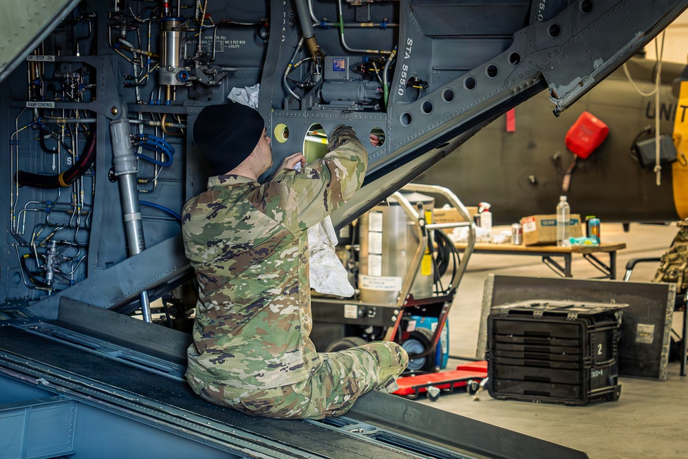 2CAB Conducts Aviation Maintenance