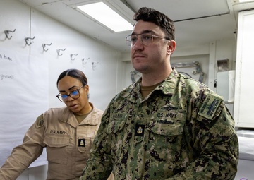Boxer Sailors Learn Leadership Skills