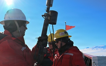 USCGC Polar Star (WAGB 10) conducts shoulder-launched line throwing gun (SLTG) training during Operation Deep Freeze 2026