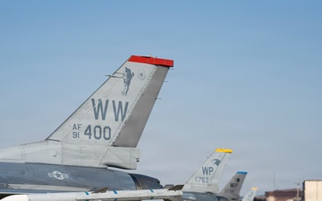 Osan Super Squadrons increase air operations during flying surge