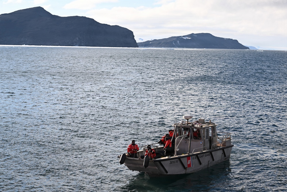USCGC Polar Star (WAGB 10) conducts small boat operations amid Operation Deep Freeze 2026