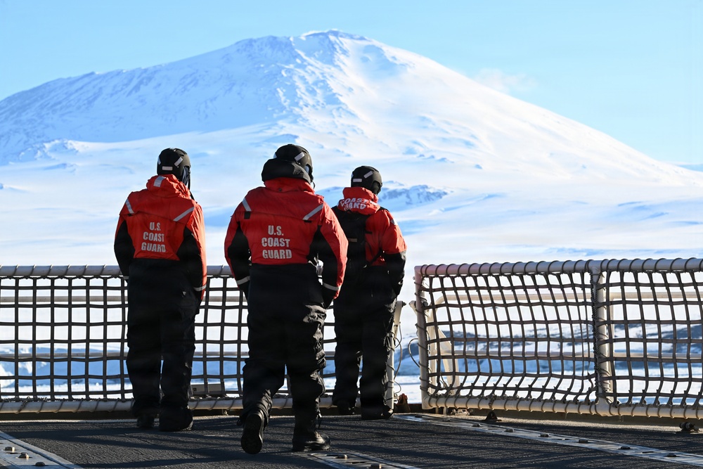USCGC Polar Star (WAGB 10) conducts small boat operations amid Operation Deep Freeze 2026